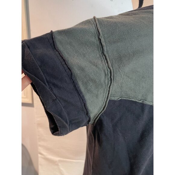 We The Free Black & Green Short Sleeve Top With Grommet Heart Design Size Small - Picture 3 of 16